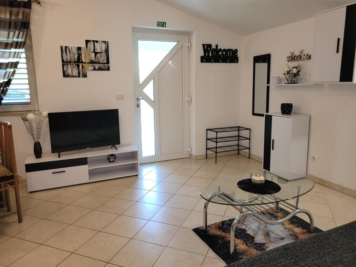 PUY Apartman Dora מראה חיצוני תמונה