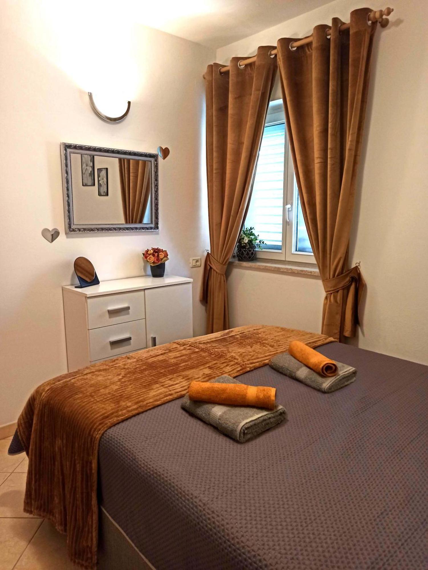 PUY Apartman Dora מראה חיצוני תמונה